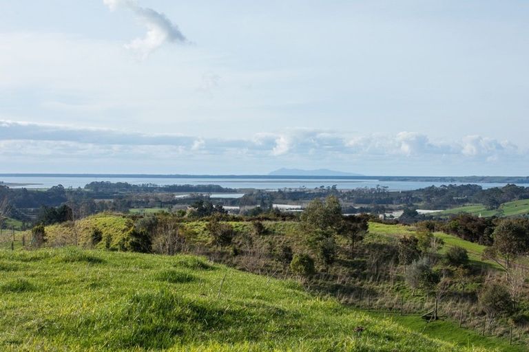 Photo of property in 8b Hinckley Road, Aongatete, 3181