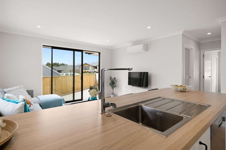 Photo of property in 32 Hass Drive, Ohauiti, Tauranga, 3112