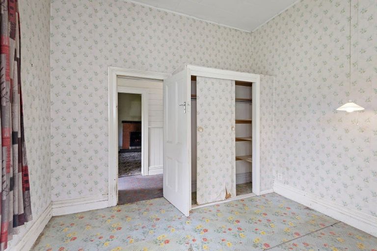 Photo of property in 8 Davison Road, Rotherham, 7379