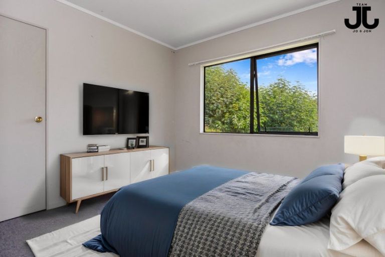 Photo of property in 180 Mansels Road, Parkvale, Tauranga, 3112