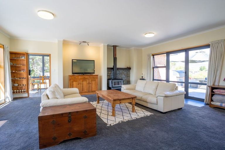 Photo of property in 4 Pisa Moorings Road, Mount Pisa, Cromwell, 9383