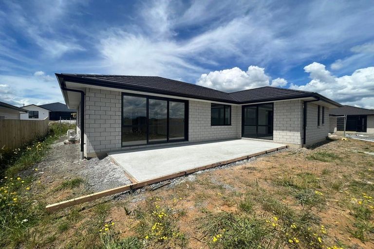 Photo of property in 14 Paul Way, Pokeno, 2402