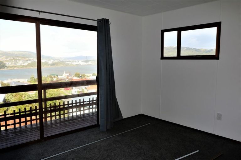 Photo of property in 10 Finn Place, Titahi Bay, Porirua, 5022
