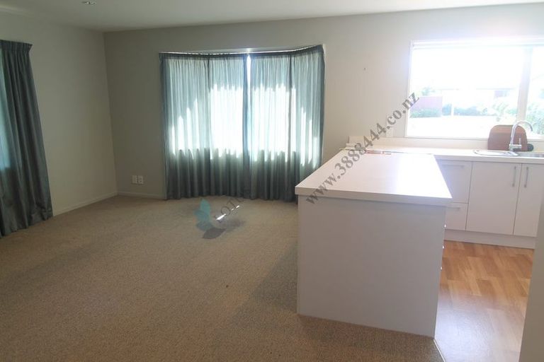 Photo of property in 19 East Ellington Drive, Mairehau, Christchurch, 8052