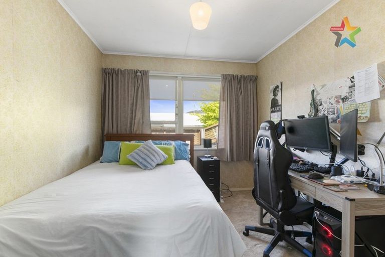 Photo of property in 33 Meremere Street, Wainuiomata, Lower Hutt, 5014