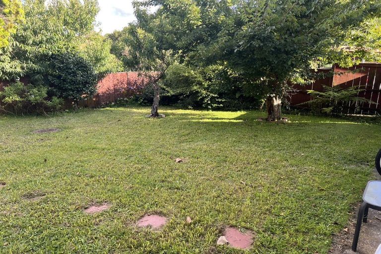 Photo of property in 2/28 Imogene Way, Half Moon Bay, Auckland, 2012