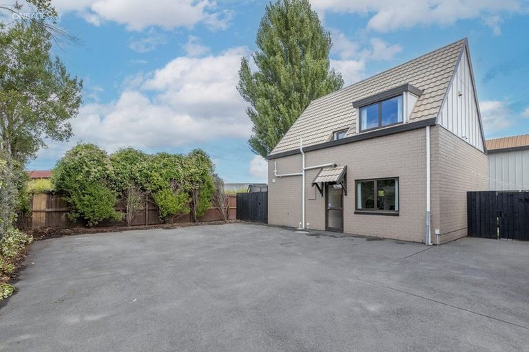 Photo of property in 5/35 Brockworth Place, Riccarton, Christchurch, 8011