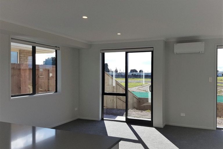 Photo of property in 3 Apostle Mews, Papamoa, 3118