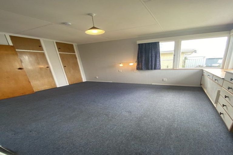 Photo of property in 18 Wavell Crescent, Lansdowne, Masterton, 5810