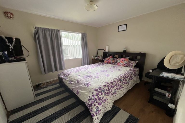 Photo of property in 2/41 Great South Road, Papakura, 2110