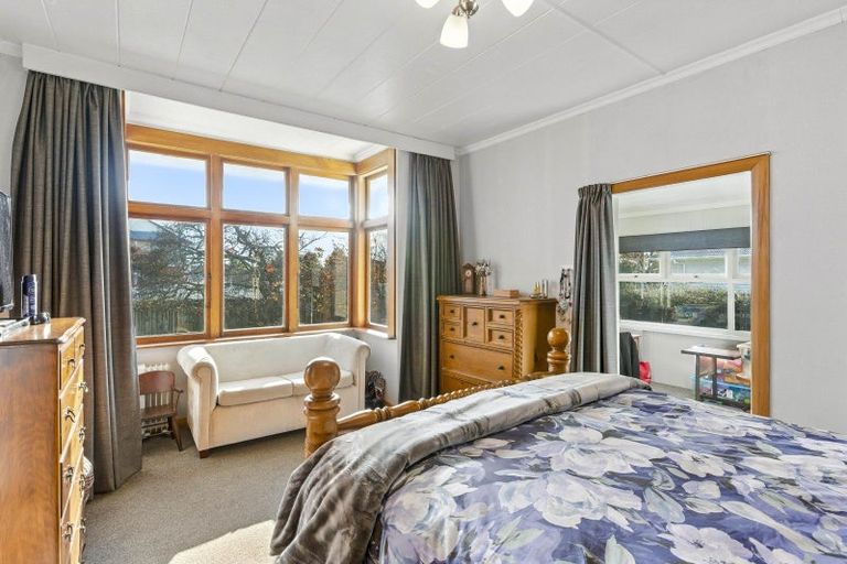Photo of property in 2 Weraroa Road, Levin, 5510