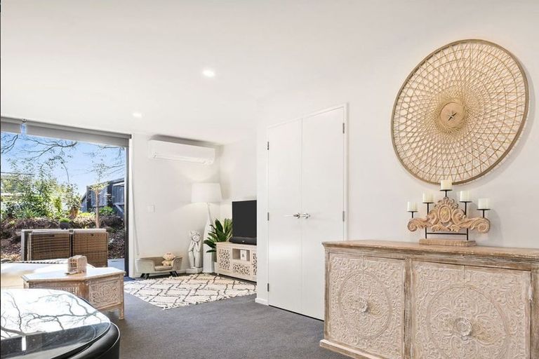 Photo of property in 2/66 Innes Road, St Albans, Christchurch, 8052