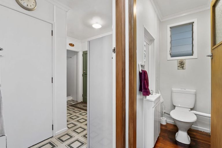 Photo of property in 1277 South Road, Manaia, Hawera, 4678