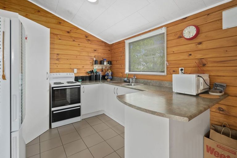 Photo of property in 15 Arahiwi Road, Mamaku, 3020