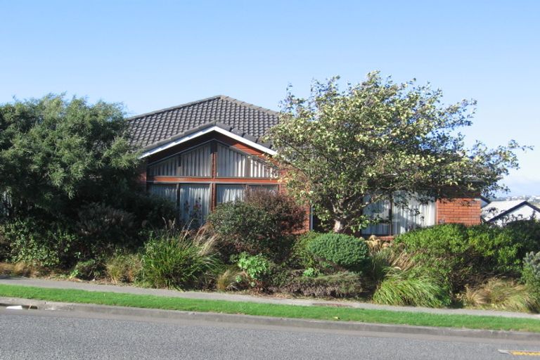 Photo of property in 171 Westchester Drive, Churton Park, Wellington, 6037