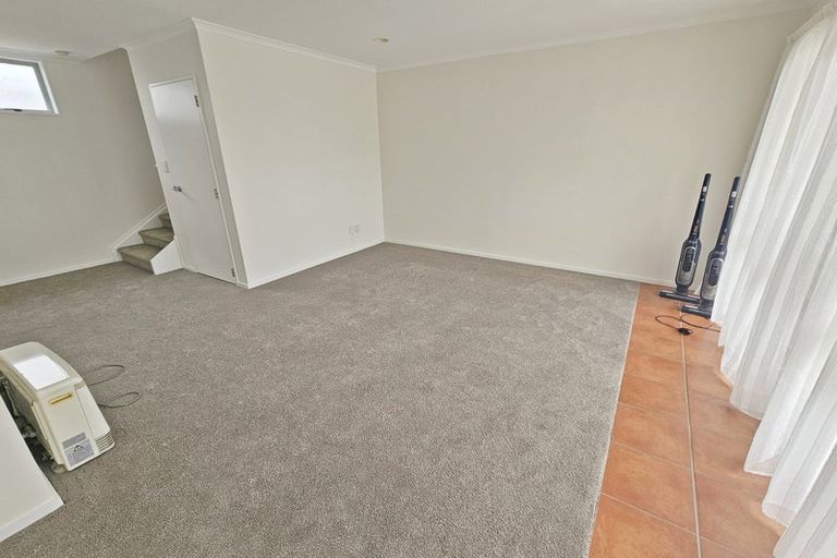 Photo of property in 30b Fairlands Avenue, Waterview, Auckland, 1026