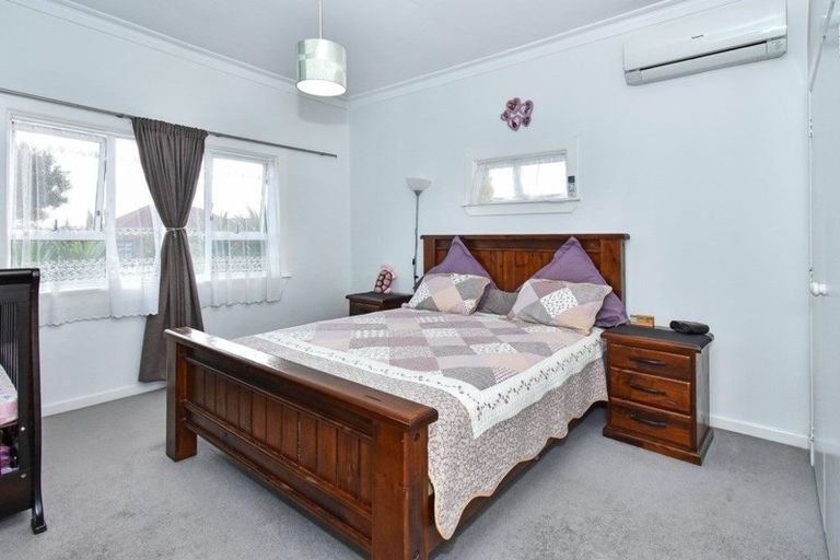 Photo of property in 87 Rangitoto Road, Papatoetoe, Auckland, 2025