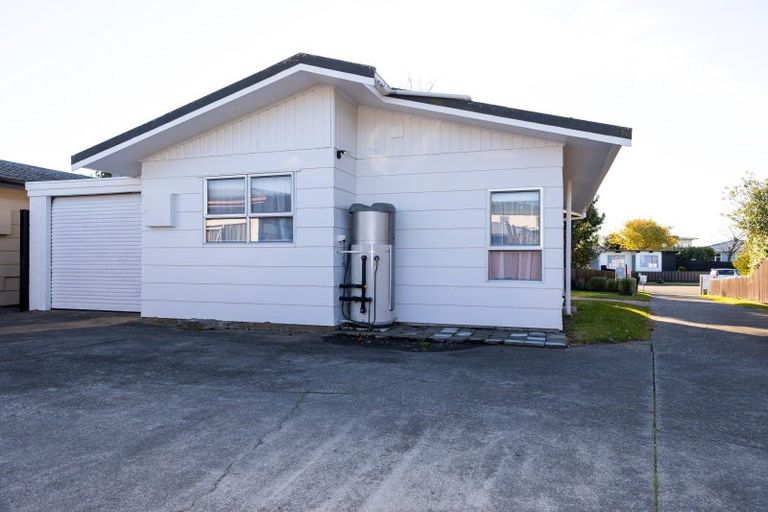 Photo of property in 11 Jellicoe Place, Tamatea, Napier, 4112