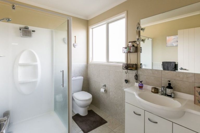 Photo of property in 5 Pacific Avenue, Poraiti, Napier, 4112