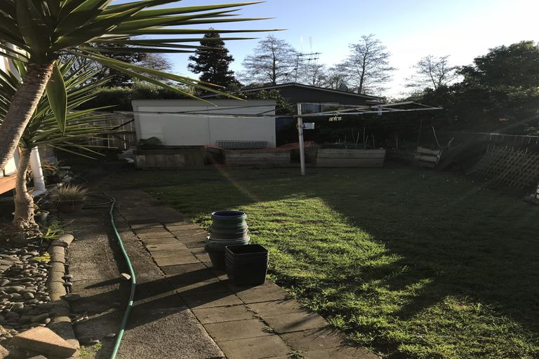 Photo of property in 11 Trigg Place, Bader, Hamilton, 3206