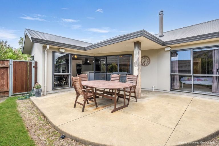 Photo of property in 90 Russell Robertson Drive, Havelock North, 4130