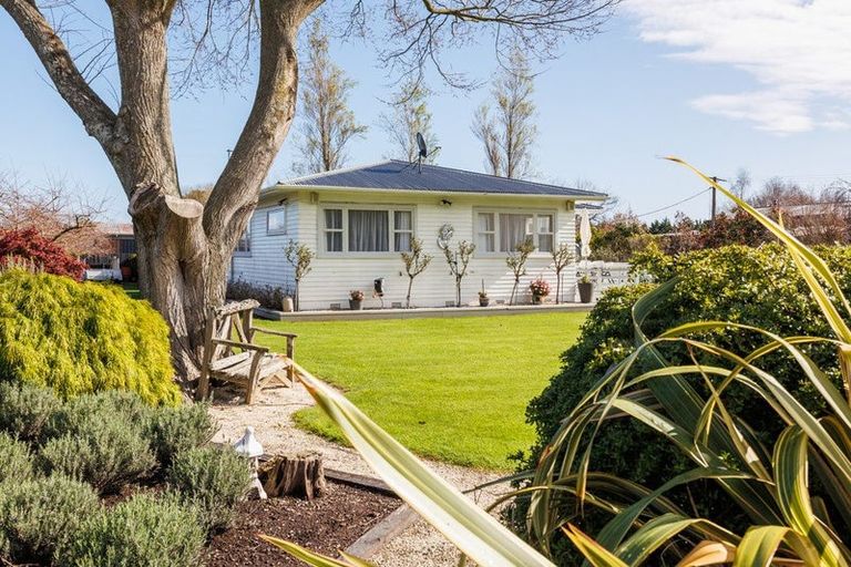 Photo of property in 52 Te Wanaka Road, Awapuni, Palmerston North, 4412