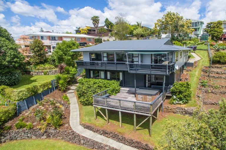 Photo of property in 14a Barclay Place, Te Kamo, Whangarei, 0112