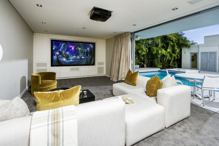 Photo of property in 15 Lake View Road, Takapuna, Auckland, 0622