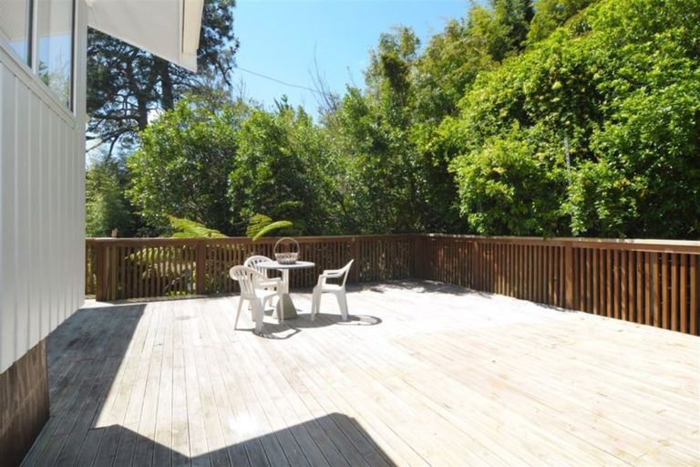 Photo of property in 1/333 Triangle Road, Massey, Auckland, 0614