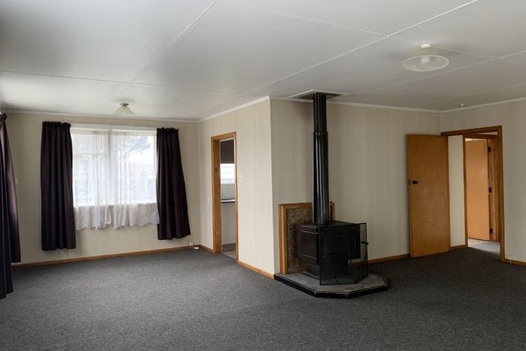 Photo of property in 15 Te Rangitautahanga Road, Turangi, 3334