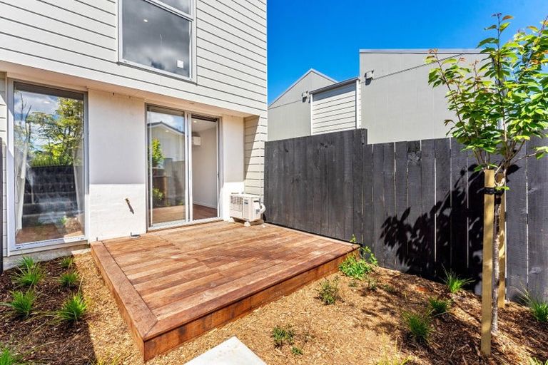 Photo of property in 11/25 Tranent Road, Mangere, Auckland, 2022