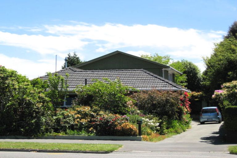Photo of property in 109 Avonhead Road, Avonhead, Christchurch, 8042