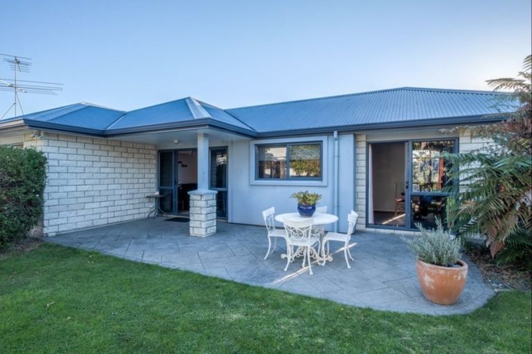 Photo of property in 10 Roger Street, Lytton West, Gisborne, 4010