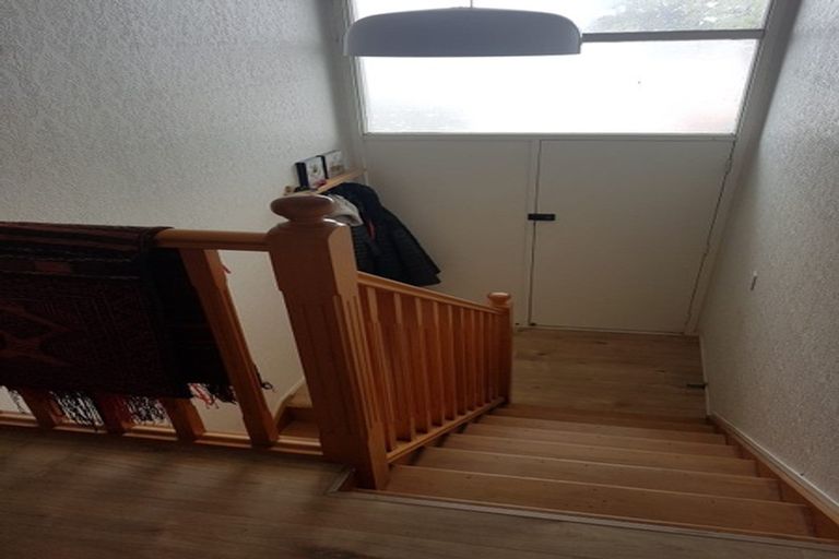 Photo of property in 2/9 Queens Parade, Devonport, Auckland, 0624