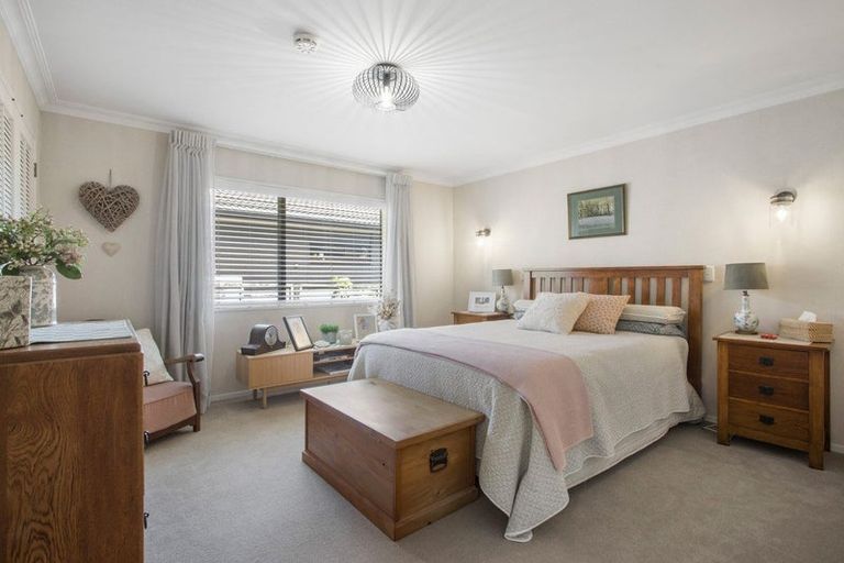 Photo of property in 57 Links View Drive, Omokoroa, 3114