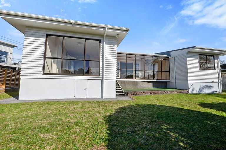 Photo of property in 135b Coronation Avenue, Welbourn, New Plymouth, 4310