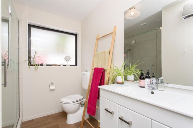 Photo of property in 1/9a Augusta Street, Redcliffs, Christchurch, 8081