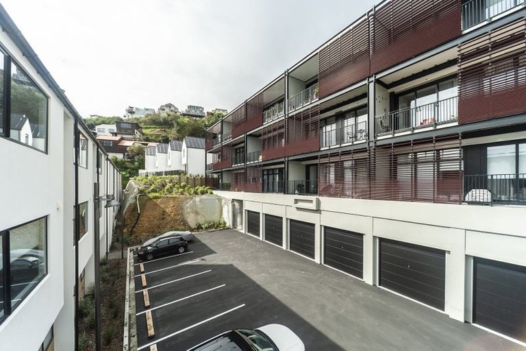 Photo of property in 202/11 Jean Caldwell Way, Island Bay, 6023