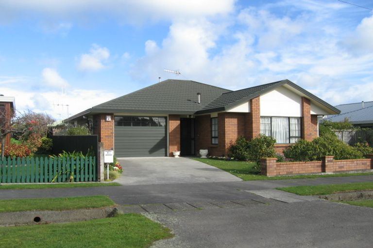 Photo of property in 1a Campbell Street, Feilding, 4702