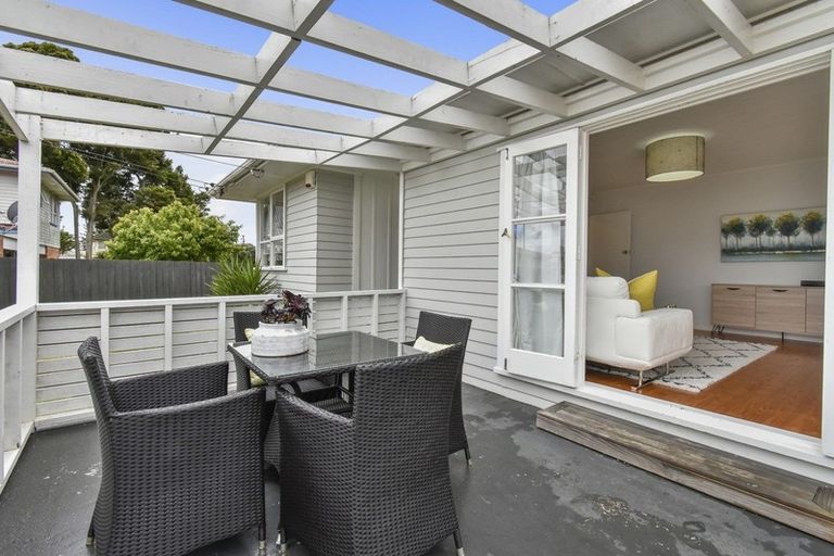Photo of property in 19 Hardie Street, Mangere East, Auckland, 2024