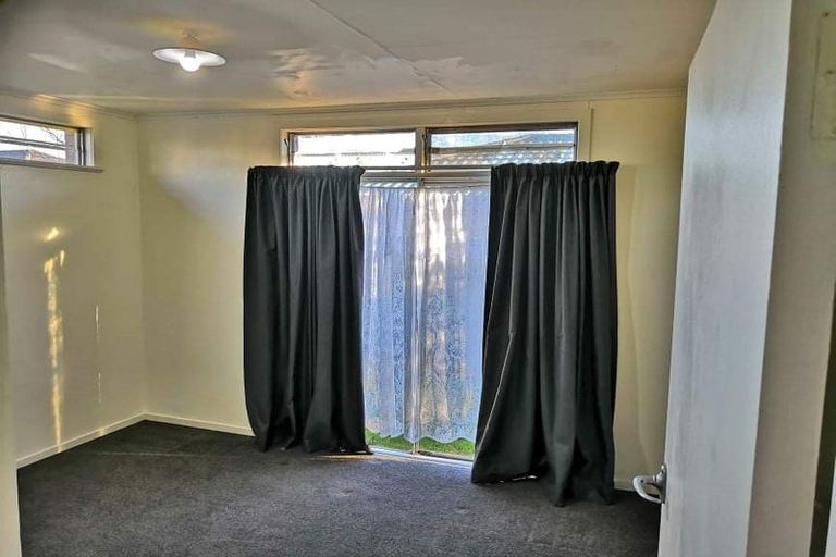 Photo of property in 1/75 Settlement Road, Papakura, 2110