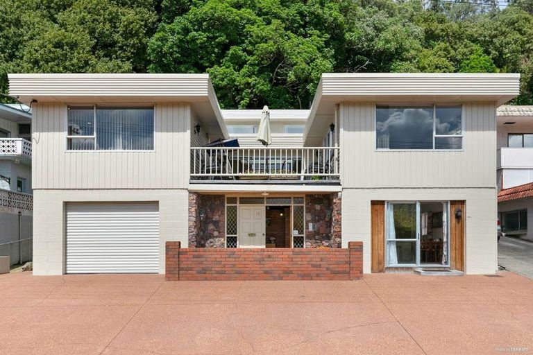Photo of property in 15 Waiwera Place, Waiwera, Orewa, 0994