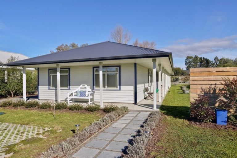 Photo of property in 14a Cotter Street, Greytown, 5712