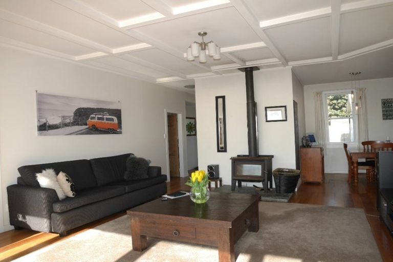 Photo of property in 106 The Parade, Paekakariki, 5034