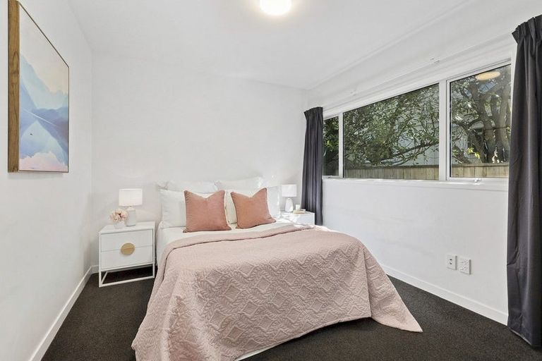 Photo of property in 7/74 Derwent Street, Island Bay, Wellington, 6023