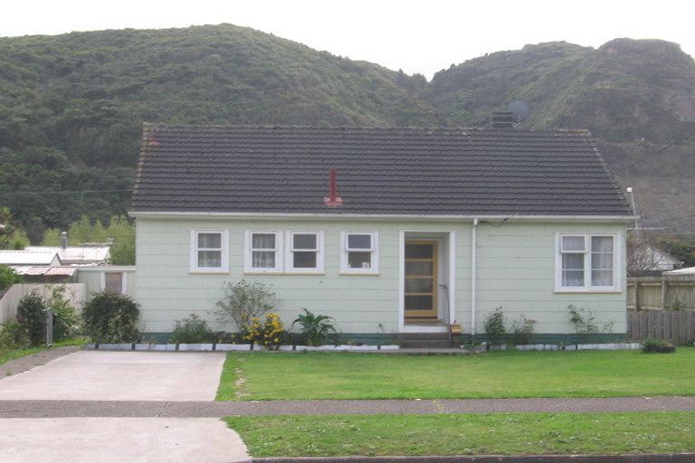 Photo of property in 109 Reynolds Street, Taita, Lower Hutt, 5011