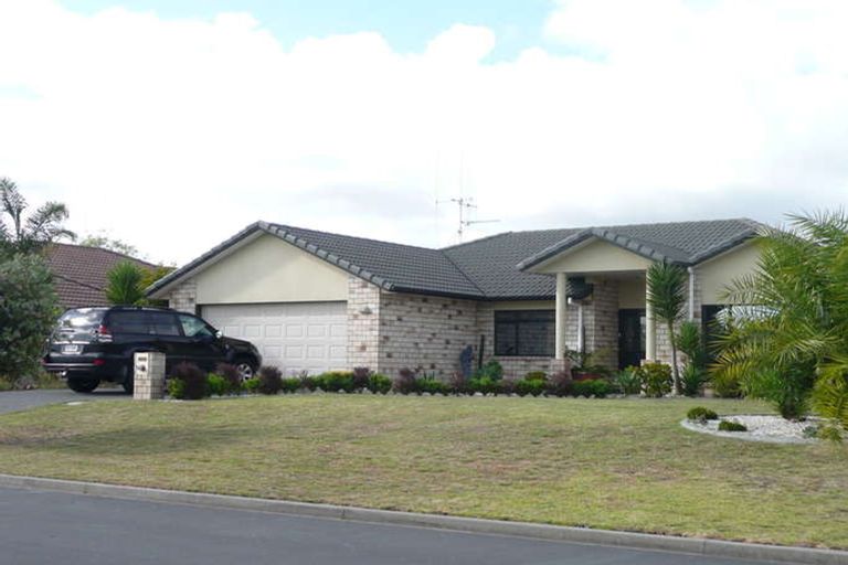 Photo of property in 28 Tomika Crescent, Papamoa Beach, Papamoa, 3118