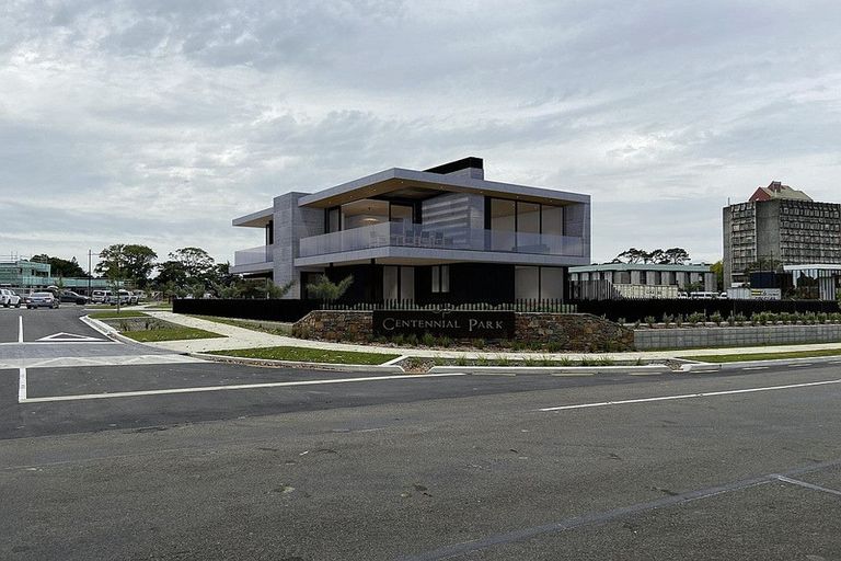 Photo of property in 2 Te Ara Lane, Hokowhitu, Palmerston North, 4410