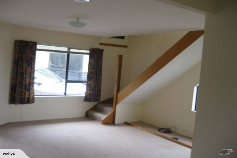 Photo of property in 7 Commons Way, Crofton Downs, Wellington, 6035