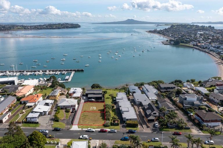Photo of property in 27b Takutai Avenue, Bucklands Beach, Auckland, 2012